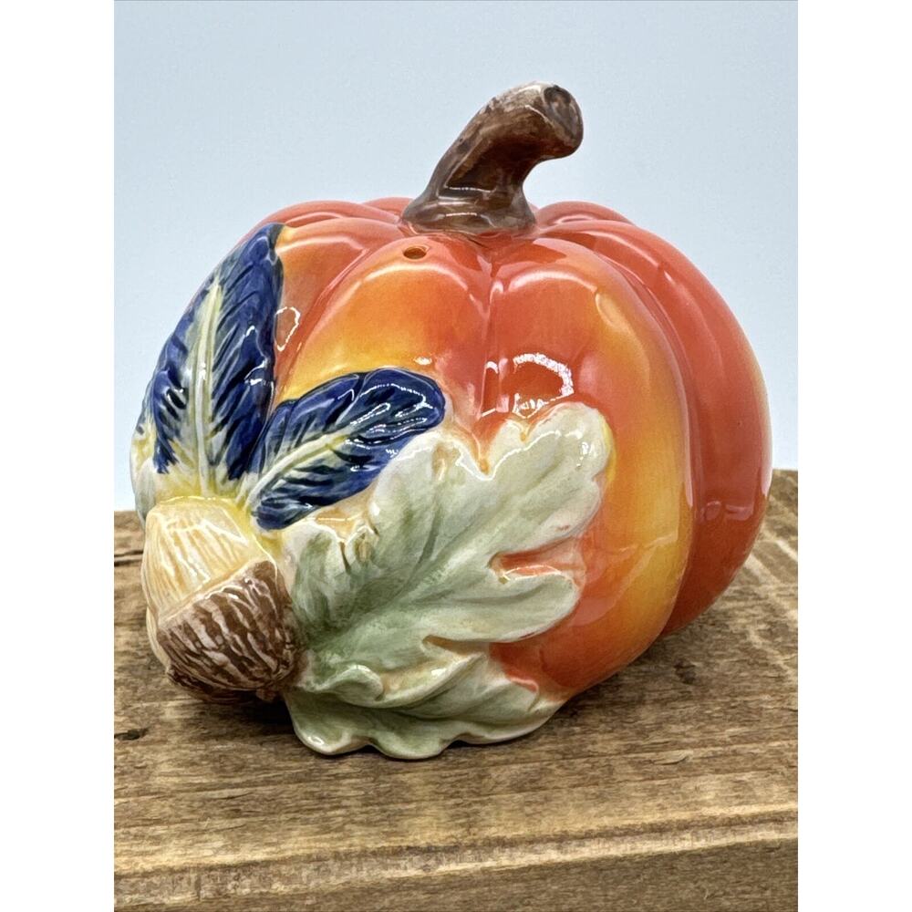 Vintage Gourd Pumpkin Salt & Pepper Shakers Thanksgiving Fall Table Decor Spice - Picture 8 of 15